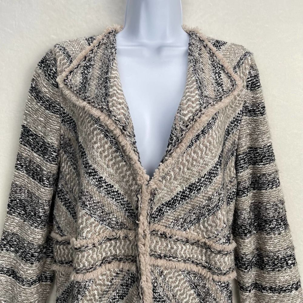 Chico's 2 (Women's Large) Grey Pattern Long Sweater Cardigan, Wool Blend - Picture 4 of 15